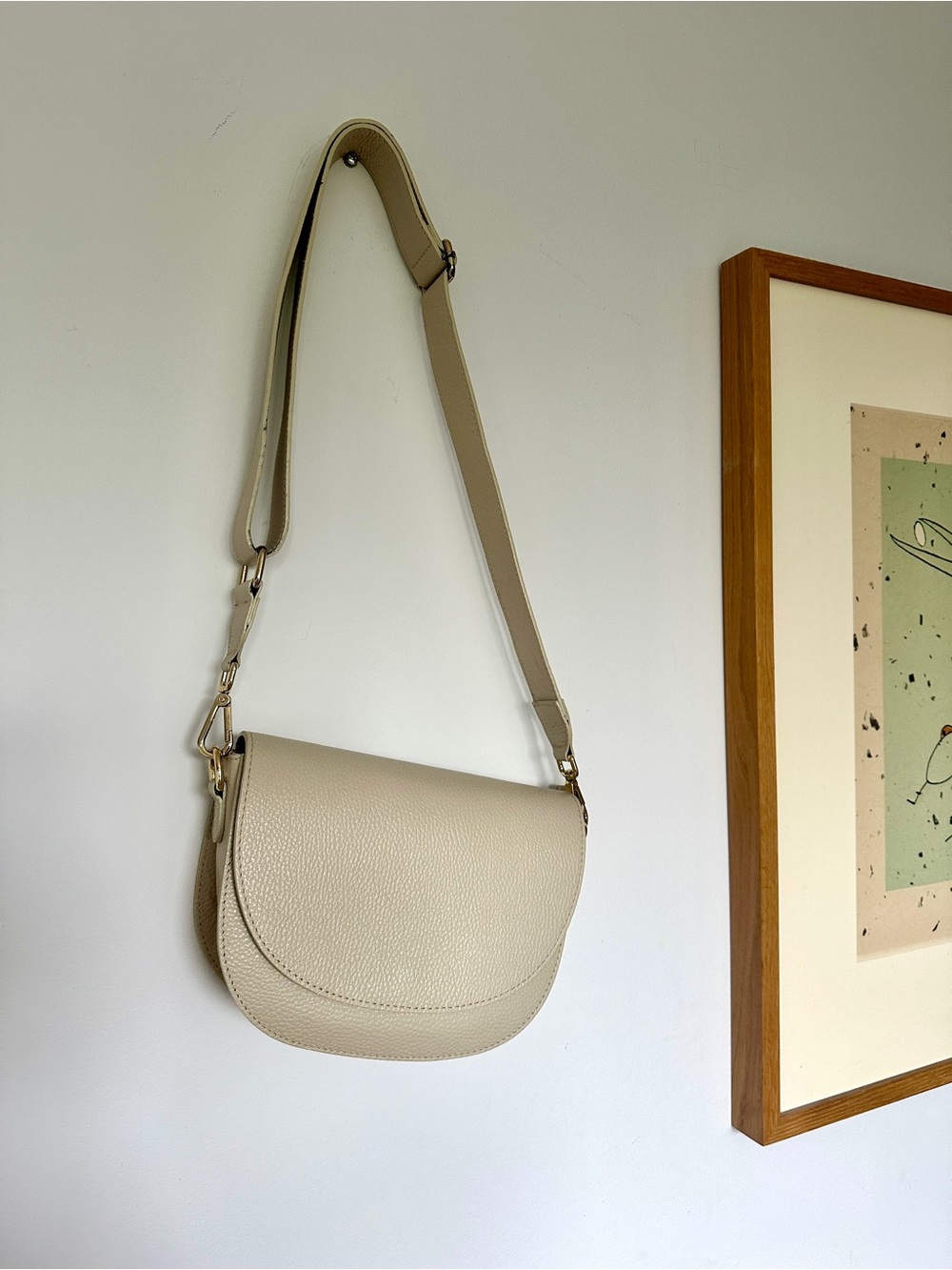 Neutral Pebbled Leather Saddle Bag - Women's Crossbody